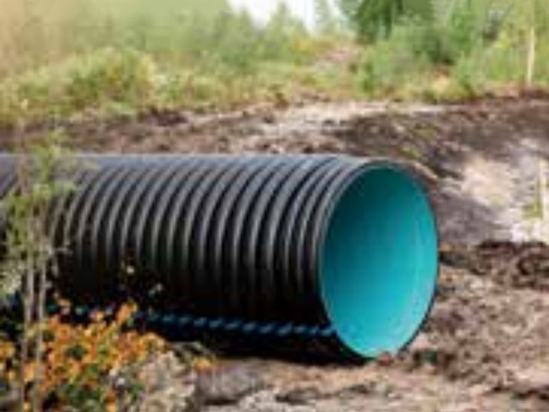Linka na extruzi vlnitých trubek z HDPE s dvojitou stěnou s vodním chlazením